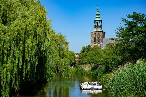 Rondvaart over rivier de Vechte in Nordhorn